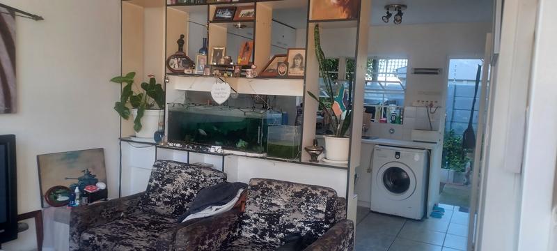 2 Bedroom Property for Sale in Lakeside Western Cape